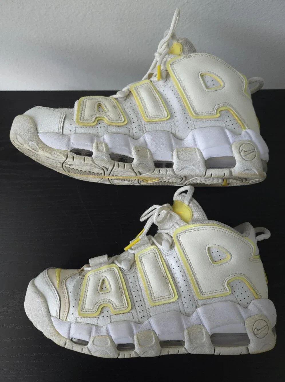 Nike Retro 'Air More Uptempo' Women's Sneakers Light Citron DM3035 Size 9